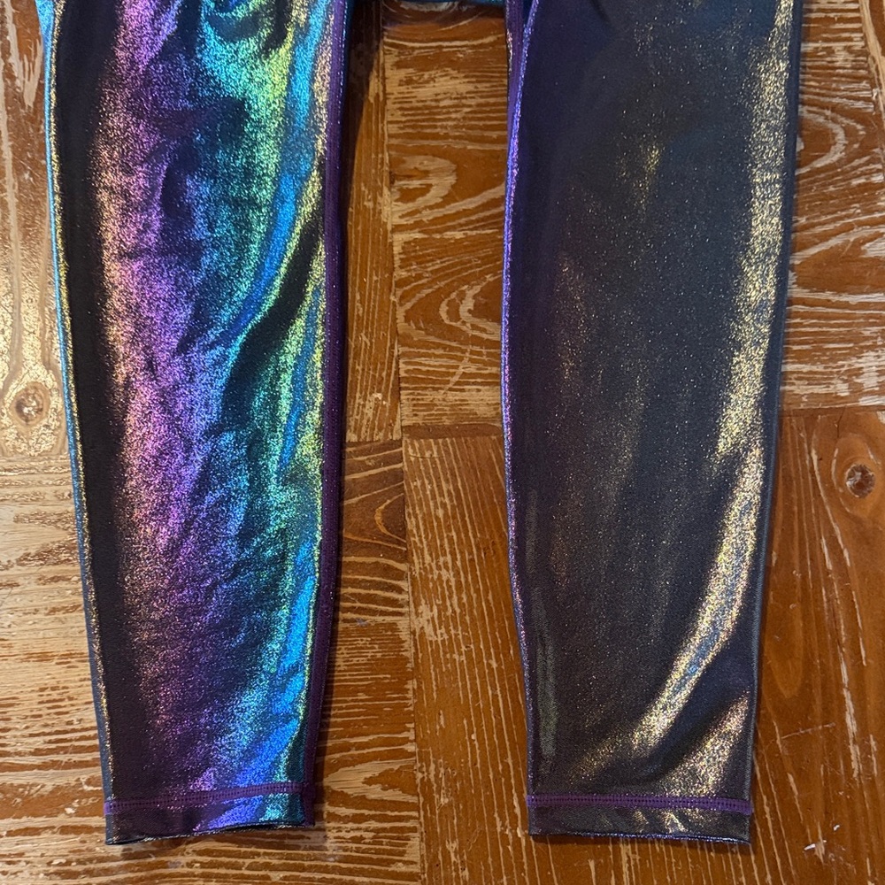 GRRRL Iridescent Rainbow Multicolor Athletic Leggings - Picture 5 of 5